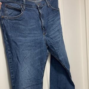 Wrangler Men's Straight Fit Blue Jeans